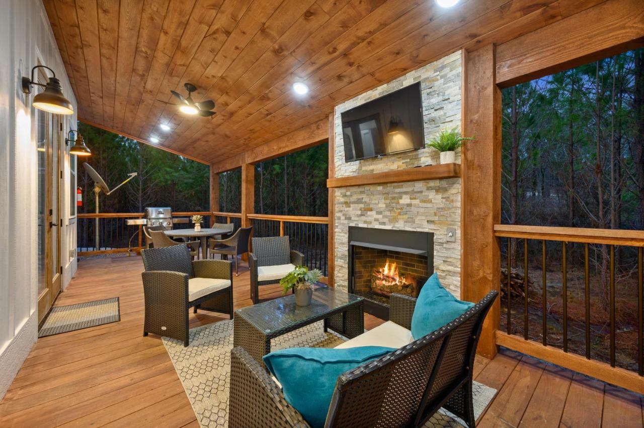 Bella Luna Cabin - Cozy Farmhouse Cabin, Private Deck, Swing Set, Fire Pit, Hot Tub Βίλα Broken Bow Εξωτερικό φωτογραφία